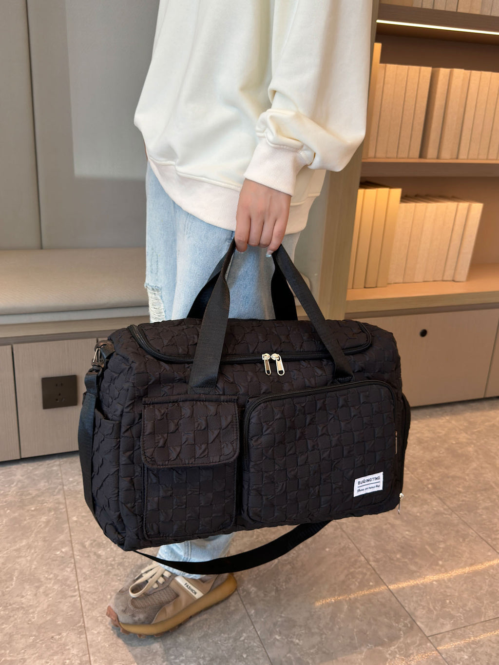 2025 Fashionable New Sports Fitness Bag Large Capacity Dry and Wet Separation Sports Bag Women's Shoulder Crossbody Fitness Yoga