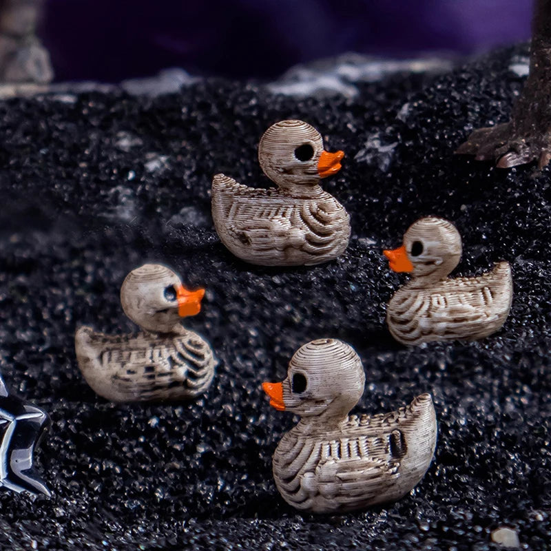 5PCS Mini Ducks Skeleton Halloween Decorations Resin Scary Duck Miniatures Home Decorative Figurines Micro Landscape