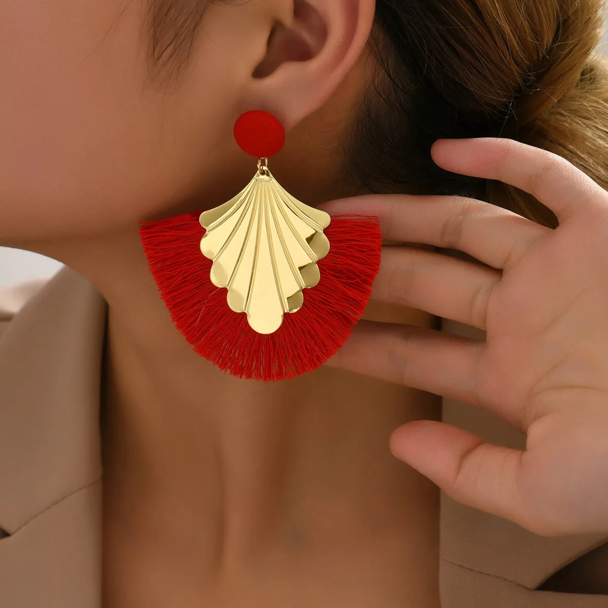 Bohemian fan shaped tassel earrings with fashionable ripple design and exaggerated style earrings
